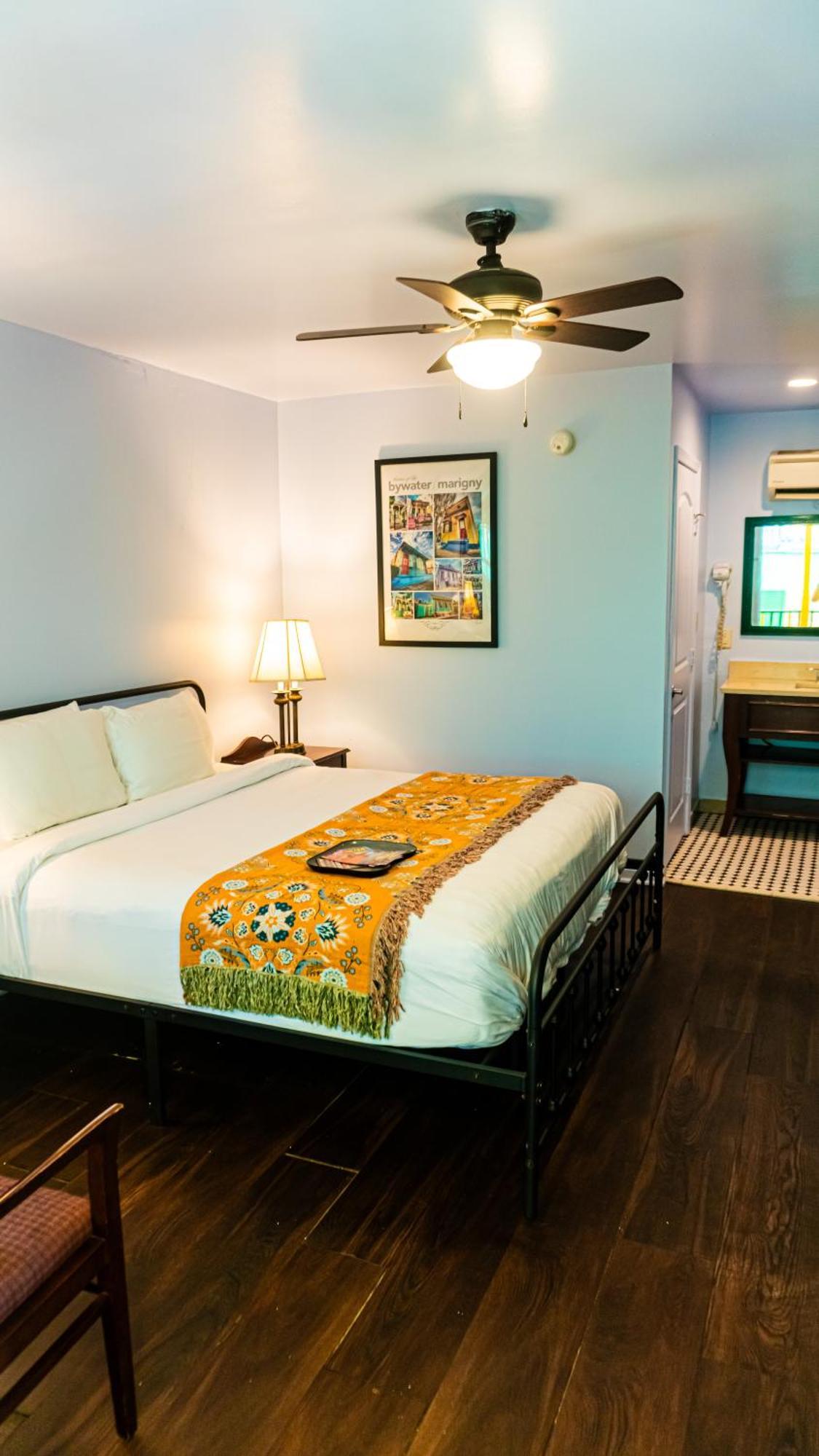 Historic Mardi Gras Inn Новый Орлеан Экстерьер фото